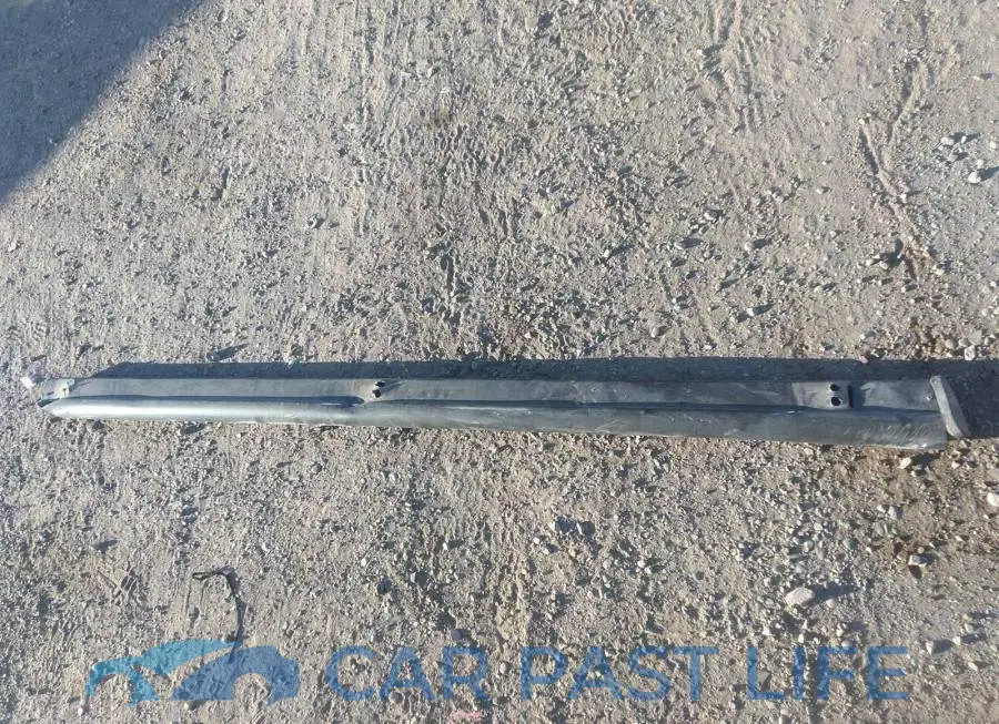 1C6RR7LT1JS165600# 12
