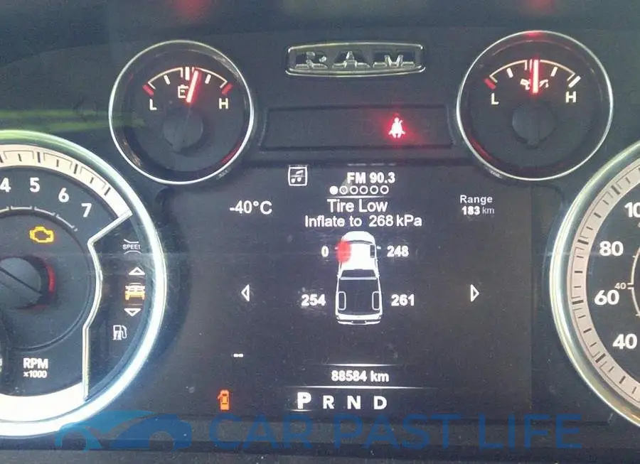 1C6RR7LT1JS165600# 7