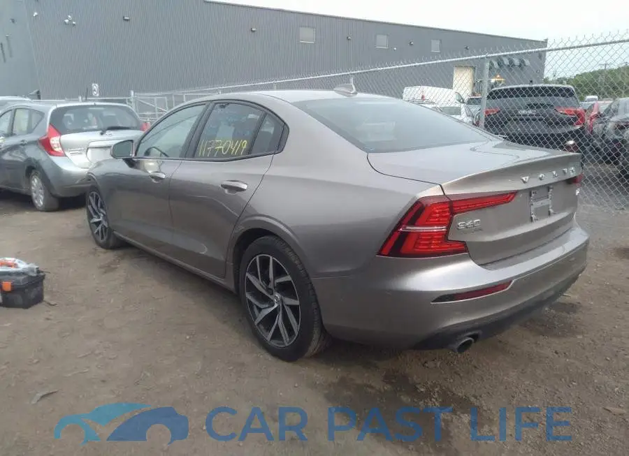 7JRA22TK1KG001225# 3