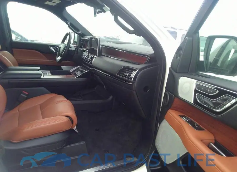 5LMJJ2LT8MEL18517# 5
