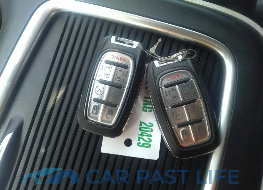 2C4RC1EG9JR330107# 11