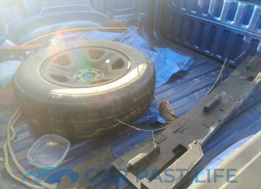 1C6SRFLT8KN631759# 12