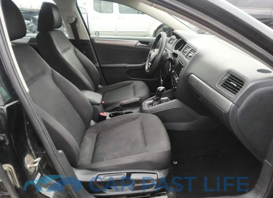 3VW2K7AJ6FM302480# 5