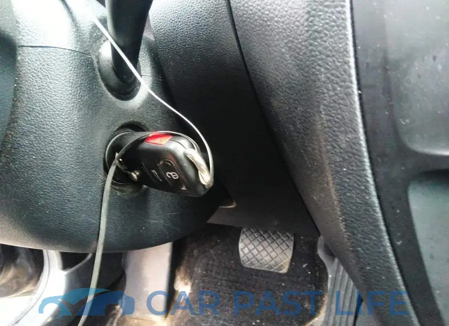 3VW2K7AJ6FM302480# 11