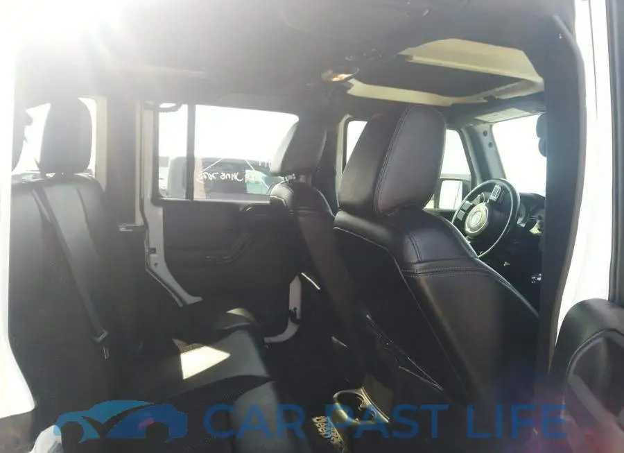1C4BJWEGXGL160054# 8