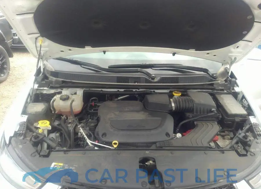 2C4RC1BG3MR583156# 10