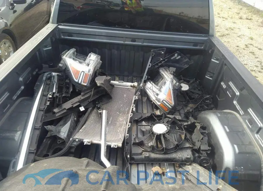 3GTU9BED3MG162351# 12
