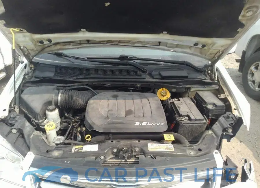 2C4RC1BG4GR158579# 10