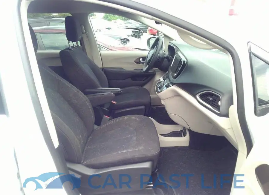 2C4RC1ZG7NR125059# 5
