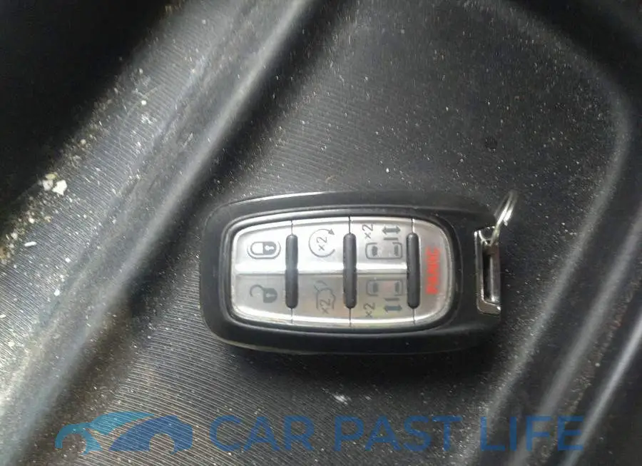 2C4RC1BG8KR644210# 11