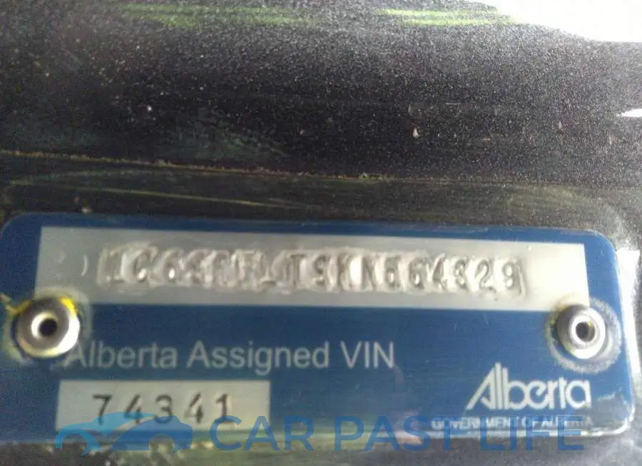 1C6SRFLT9KN564329# 9