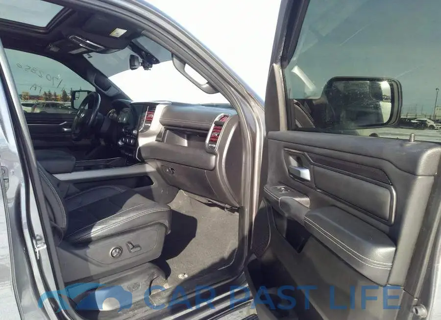 1C6SRFLT9KN564329# 5