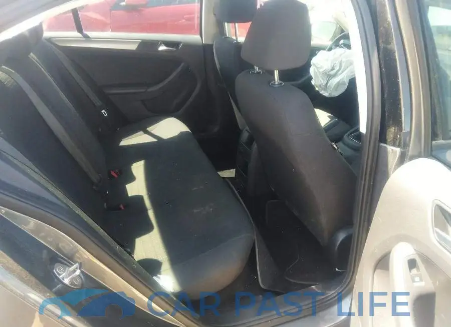 3VW167AJ0GM383266# 8
