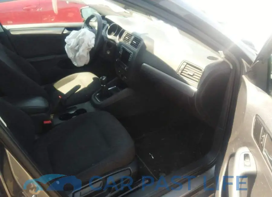 3VW167AJ0GM383266# 5