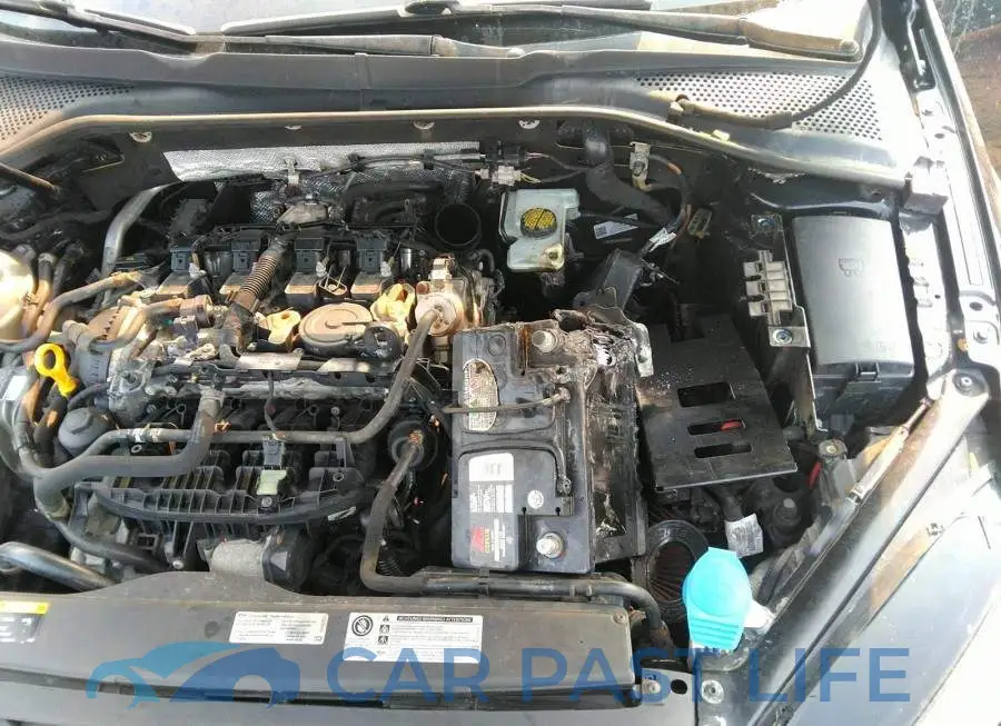 3VW5T7AU2FM006277# 6