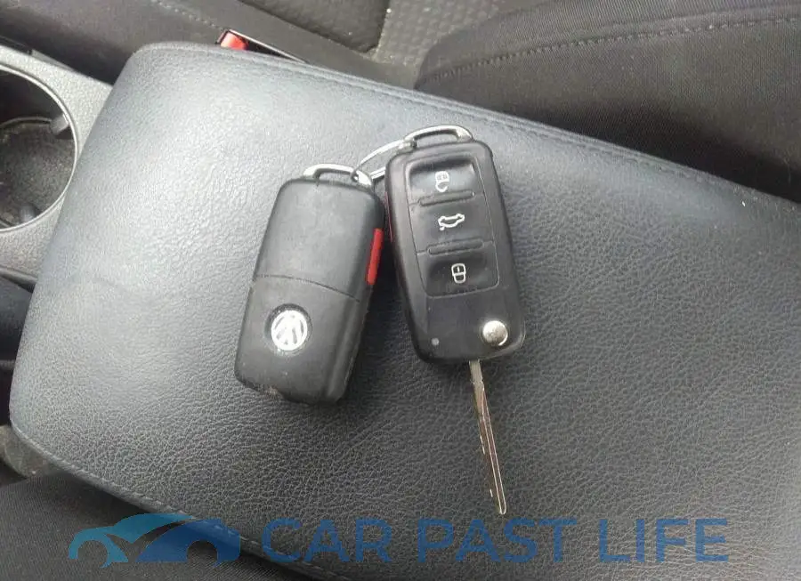 3VW2K7AJ6FM355521# 11