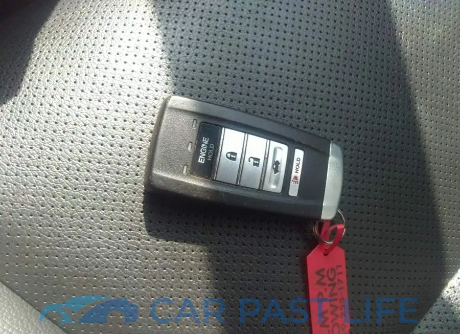 19UDE2F77HA800935# 11