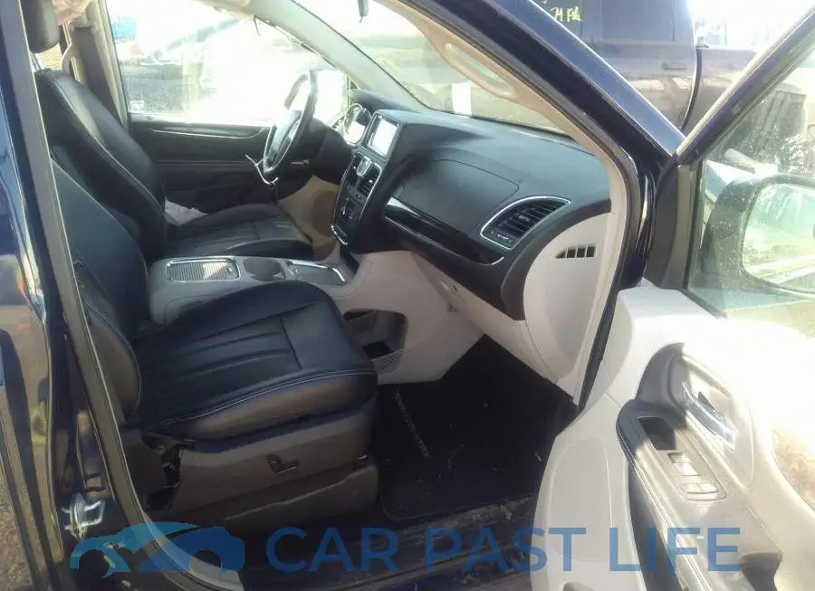 2C4RC1CGXGR206939# 5
