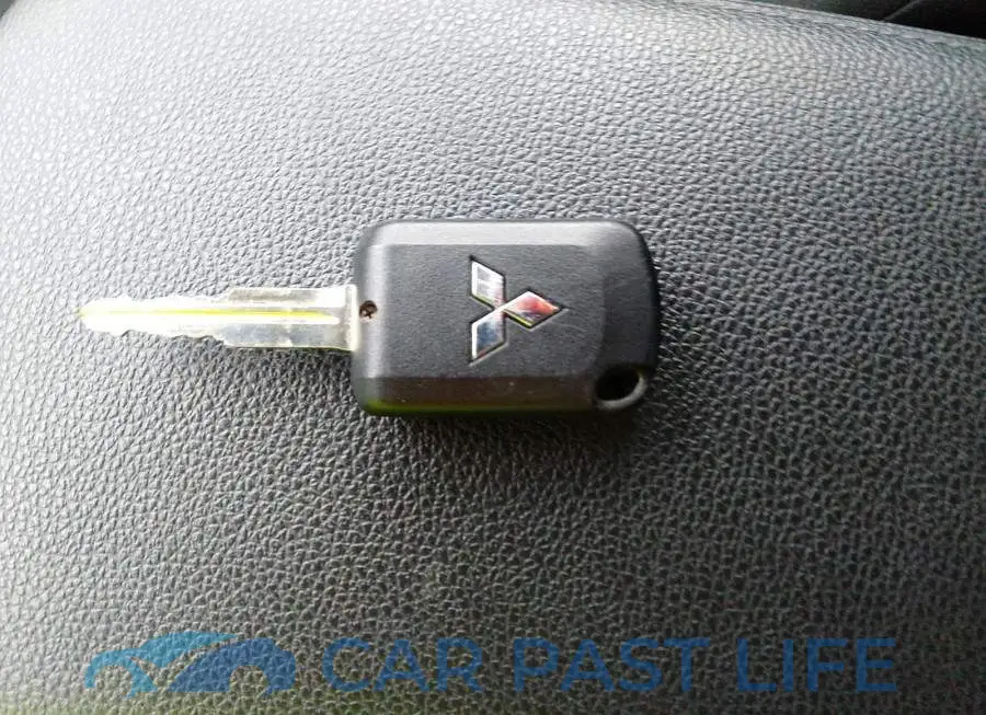 JA4AJUAU2NU601608# 11