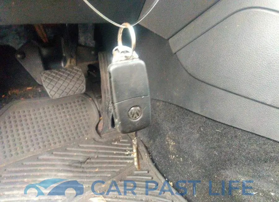 3VW2K7AJ1FM343681# 11