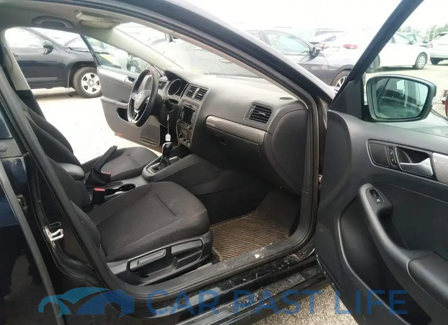 3VW2K7AJ3FM257322# 5