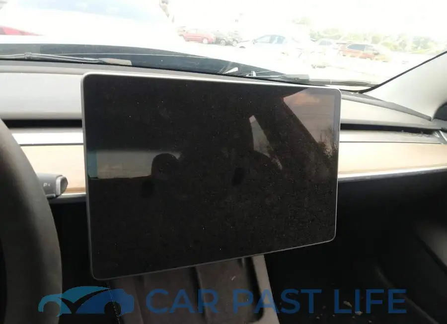 5YJ3E1EAXPF429048# 7