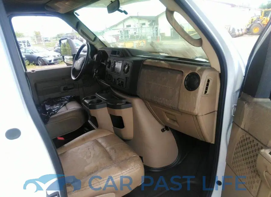 1FDXE4FS8KDC29128# 5