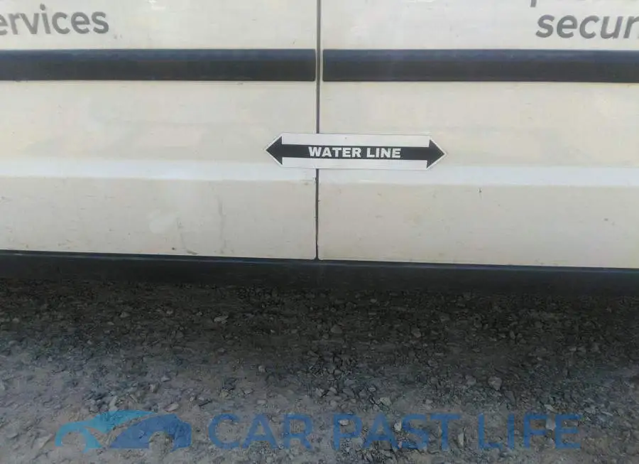 2C4JRGAG6FR681827# 6