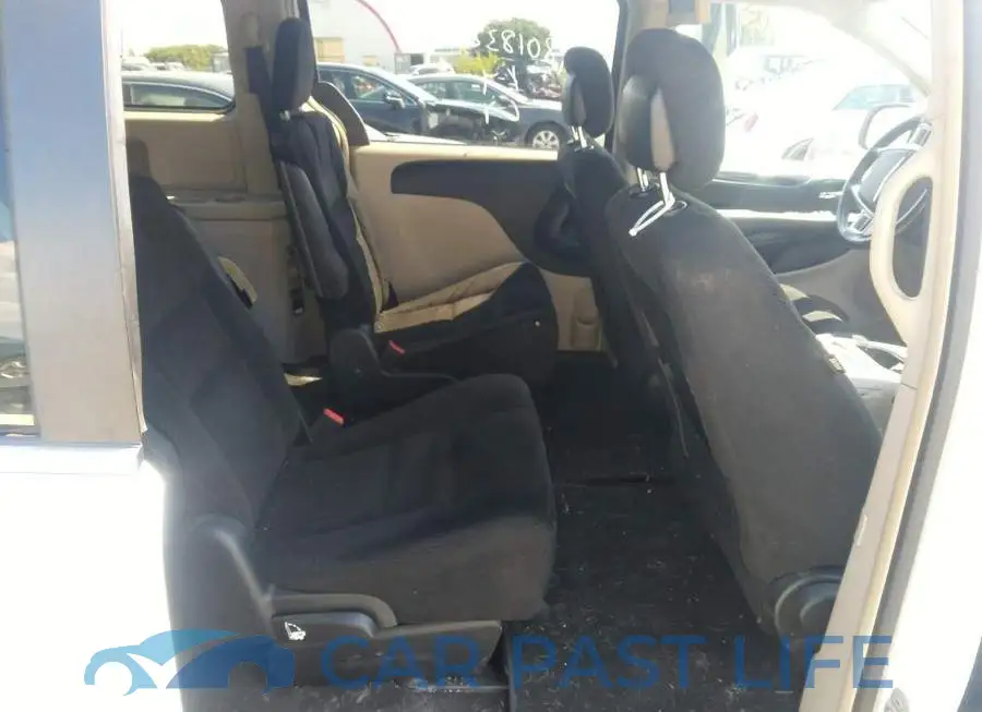 2C4RC1BG0FR519613# 8