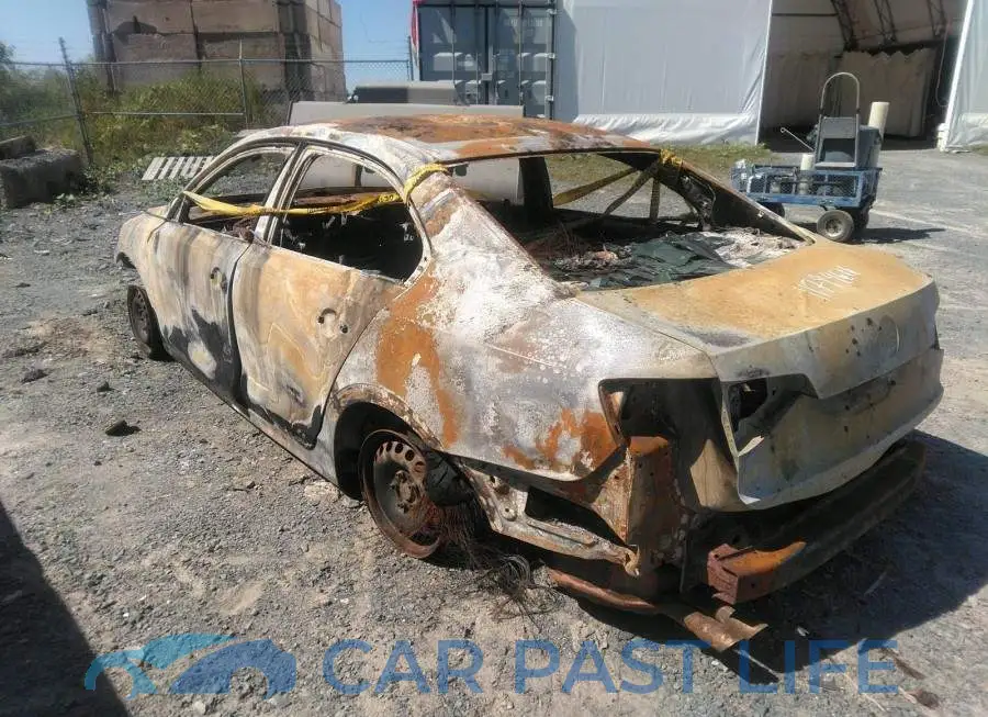 3VW2K7AJ1FM425930# 3