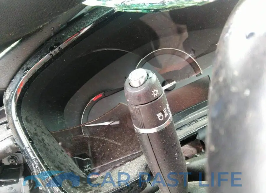 1GYKNDRS5JZ105050# 7