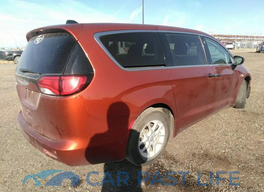 2C4RC1AG0JR158040# 4