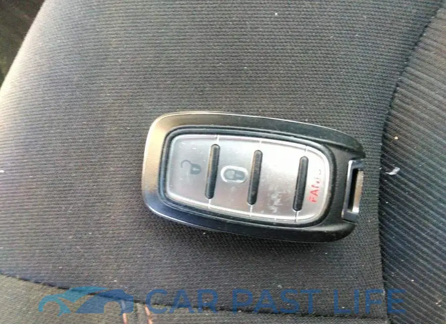 2C4RC1AG0JR158040# 11