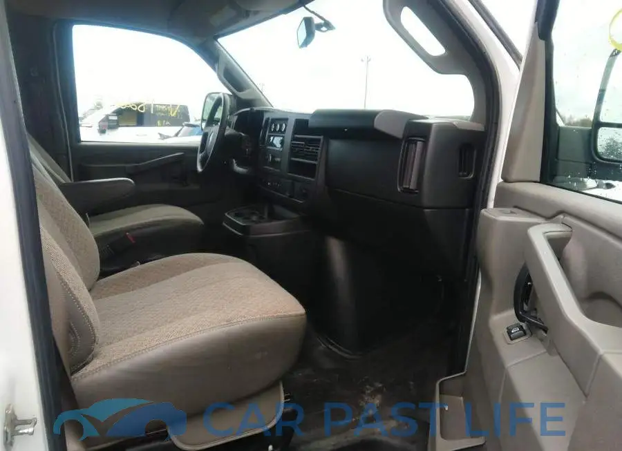 1GTW7BFP2L1182255# 5