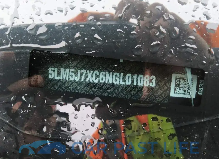 5LM5J7XC6NGL01083# 9