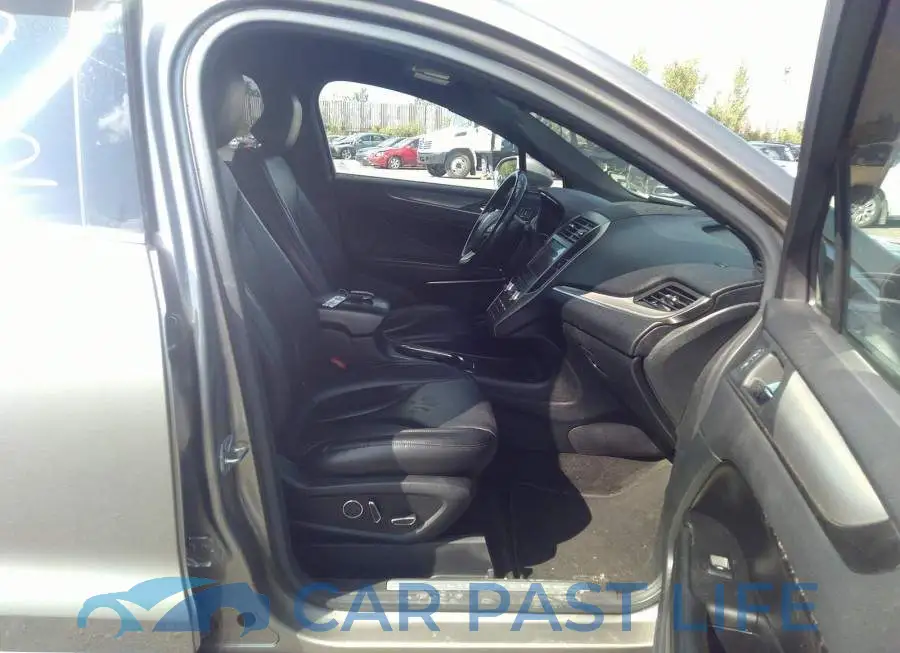 5LMCJ2D97GUJ27452# 5