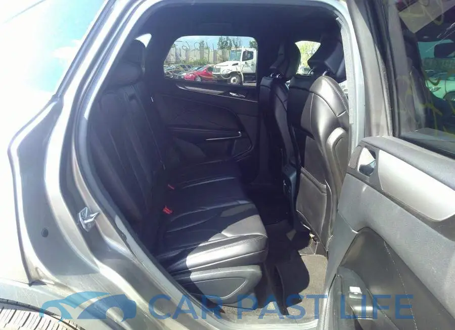 5LMCJ2D97GUJ27452# 8