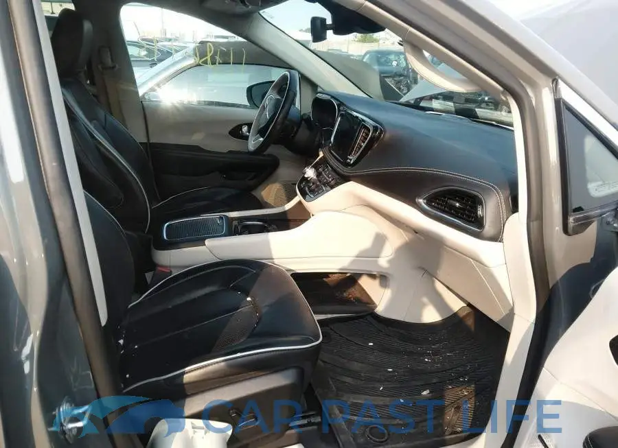2C4RC1S72MR553484# 5
