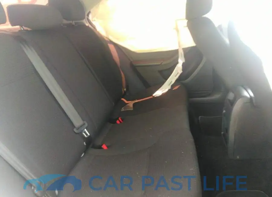 3VW2K7AJ3FM202482# 8