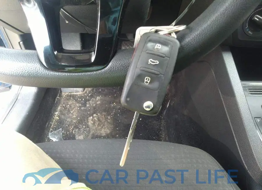3VW2K7AJ0FM265720# 11