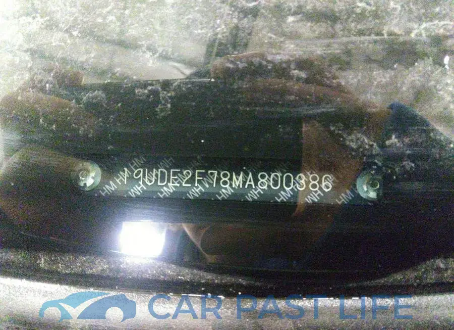 19UDE2F78MA800386# 9