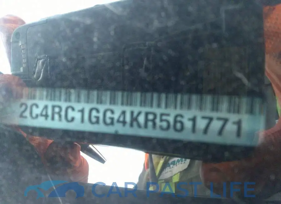 2C4RC1GG4KR561771# 9