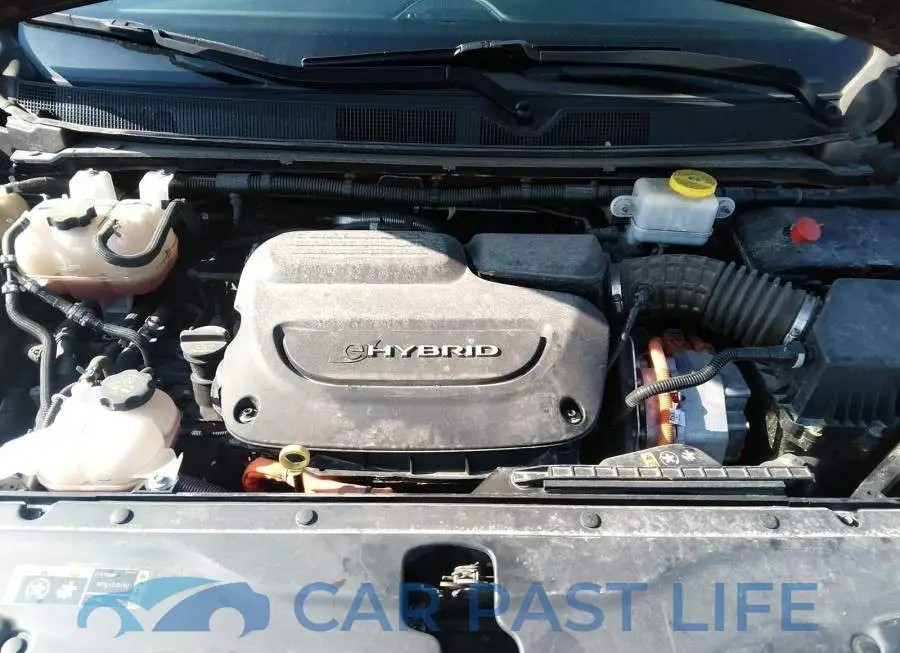 2C4RC1L73JR115972# 10