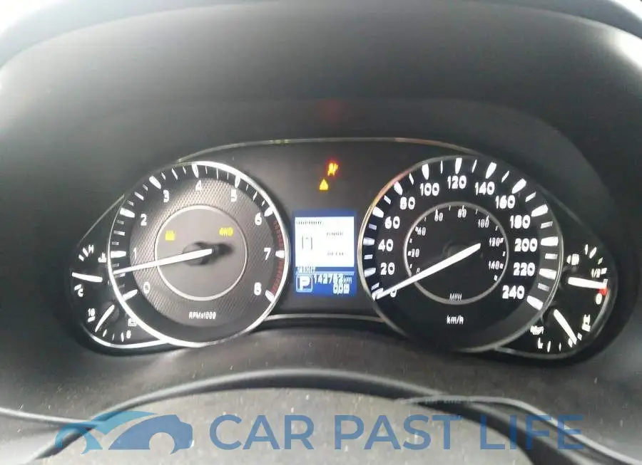 JN8AY2NC8J9557087# 7