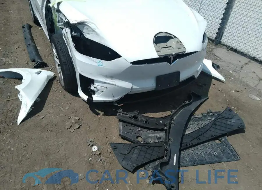 5YJXCAE21JF103940# 12