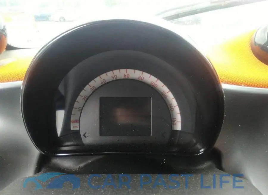 WMEFJ9BA9JK320300# 7
