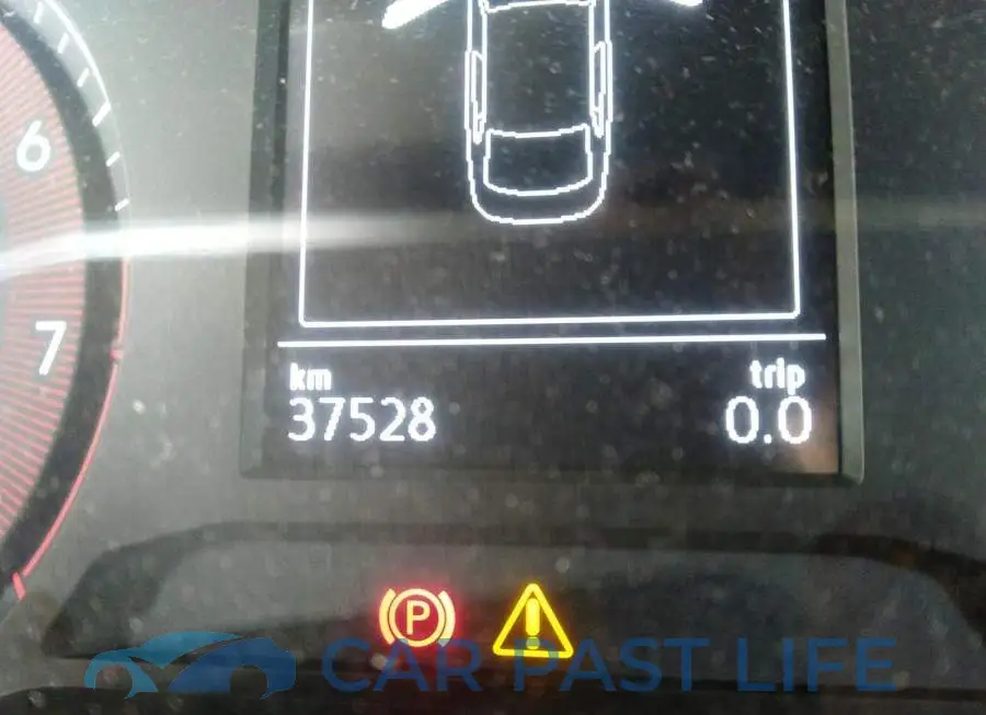 3VWW57BU2KM207636# 7
