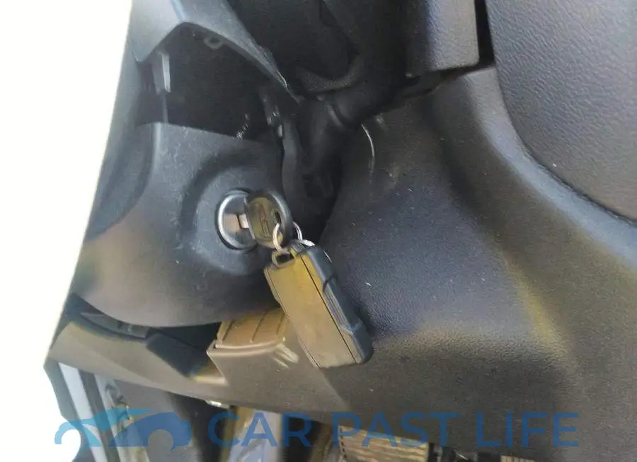 3GTU9AEF3MG217148# 11