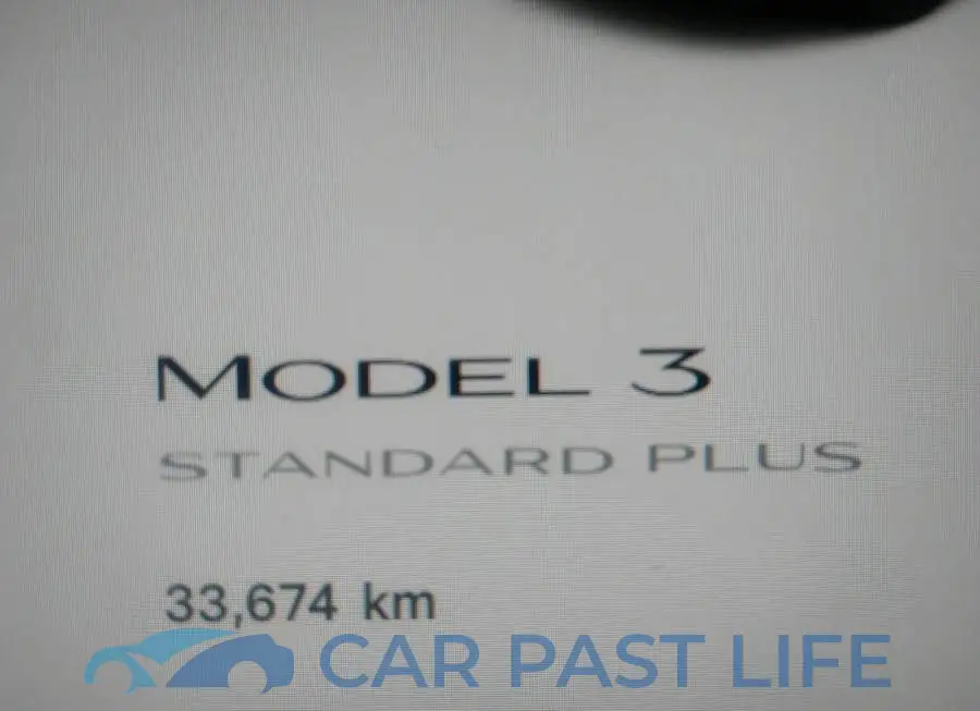 5YJ3E1EA2MF988623# 7