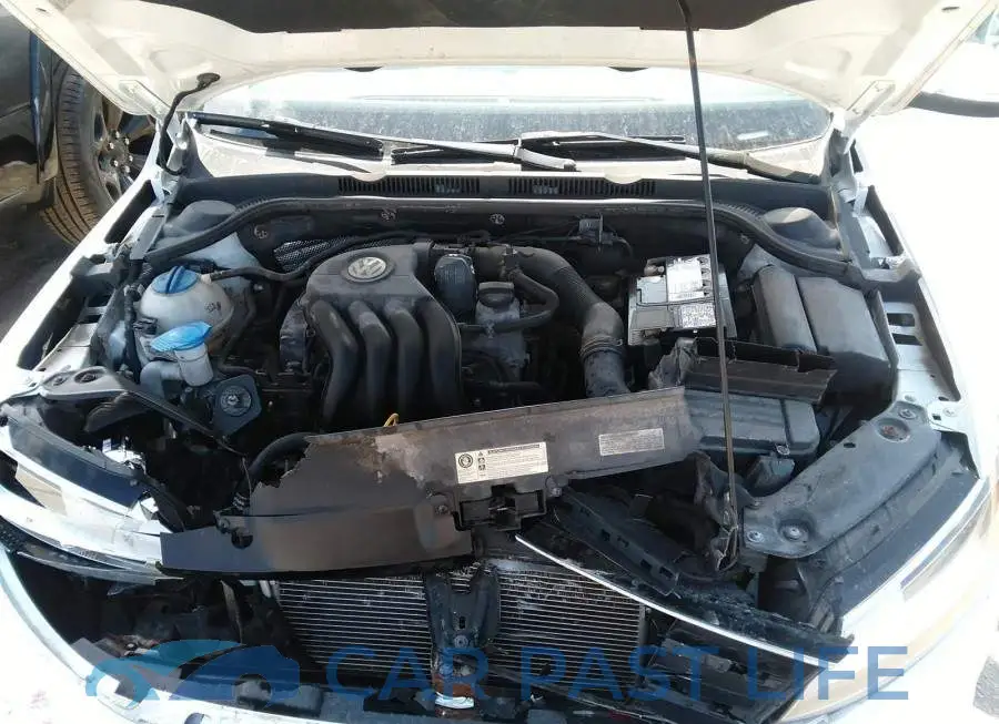 3VW2K7AJ3FM418204# 10